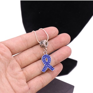 Collares <span class=keywords><strong>de</strong></span> cinta azul con diamantes <span class=keywords><strong>de</strong></span> imitación para prevención <span class=keywords><strong>de</strong></span> abuso infantil o cáncer <span class=keywords><strong>de</strong></span> próstata y Colon - Product Image 5