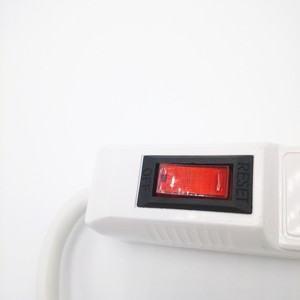 6-Outlet Power Strip bảo vệ tăng với 300 Joules 15A đánh giá ổ cắm - Product Image 2