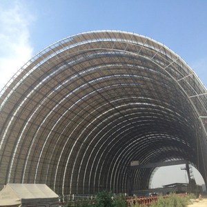 Dôme métallique à structure spatiale <span class=keywords><strong>pour</strong></span> stockage de <span class=keywords><strong>charbon</strong></span> et abri de station-service, avec plans de sécurité industrielle, fabriqué en Chine par une usine de structures en acier, à vendre - Product Image 4