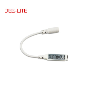 3 CHIAVI USB 5 V LED <span class=keywords><strong>Mini</strong></span> Regolatore di RGB per 5050 3528 luci led strip - Product Image 3