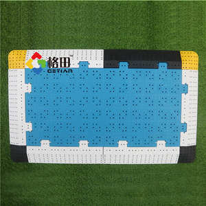 Revêtement de sol temporaire extérieur en PP à prix flexible, motif grain de <span class=keywords><strong>bois</strong></span> sûr, résistant aux températures, protection de terrasse pour événements - Product Image 1