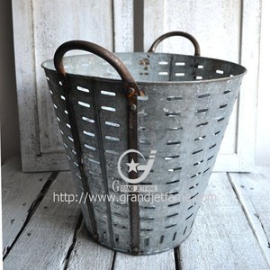 Prezzo di fabbrica 3.2 gallone rustico in metallo cestello di stoccaggio in metallo cesto di stoccaggio in metallo cesto per la casa giardino - Product Image 4