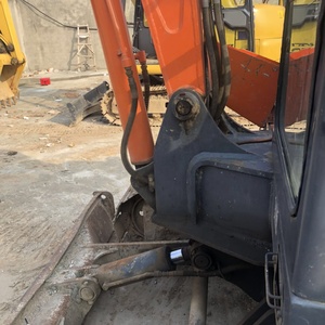 Doosan รถขุดตีนตะขาบขนาดเล็ก DH55 6ton มือสองพร้อมเครื่องยนต์ขนาดเล็กต้นกำเนิดจากเกาหลี - Product Image 5