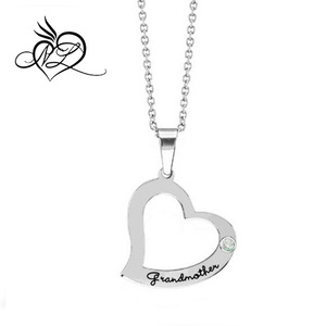 Collar de acero inoxidable personalizado para abuela - Product Image 1