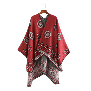 Atacado 2018 Novo Estilo Inverno Outwear Cabo Moda Flor De Malha De Corte Mulheres Cashmere <span class=keywords><strong>Poncho</strong></span> - Product Image 4