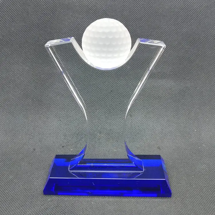 En gros bleu base de verre de golf trophée en cristal