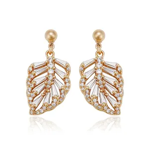 94699 Wholesale unique golden jewelry feather shape with synthetic CZ drop earrings for ladies