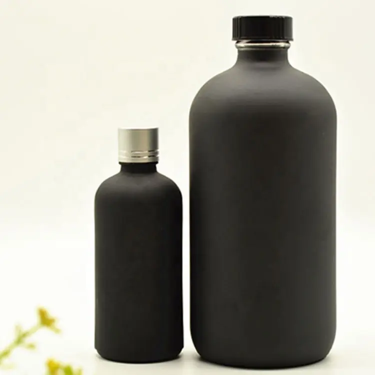 Botol bulat kaca hitam matte Harga benar-benar terjangkau dengan tutup sekrup untuk kemasan serum minyak esensial perawatan pribadi kosmetik