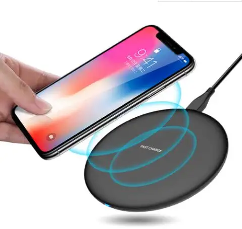 2021 Nieuwe Product Fabriek Prijs Snelle Opladen 10W Draagbare Snel Opladen Qi Draadloze Oplader Pad Met Stand Voor Samsung voor Iphone