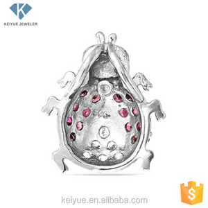 Keiyue simpatica <span class=keywords><strong>coccinella</strong></span> placcato oro bianco mangalsutra disegni <span class=keywords><strong>ciondolo</strong></span> <span class=keywords><strong>ciondolo</strong></span> <span class=keywords><strong>ciondolo</strong></span> gioielli moda ciondoli e ciondoli - Product Image 3