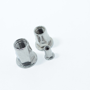 Écrou à rivets M3-M12 SS304 finition polie Écrou à rivet aveugle demi-hexagonal à extrémité ouverte - Product Image 2