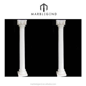Design de château royal à l'intérieur, forme carrée, pilier en marbre blanc à rainures - Product Image 2