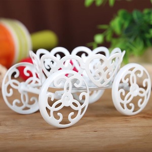 Support de gâteau en métal de haute qualité, Mini fil, pour mariage cupcakes, chariot de cendrillon, support de couleur blanche revêtue pour les fournitures, vente en gros - Product Image 1