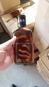 Petaca <span class=keywords><strong>de</strong></span> café <span class=keywords><strong>de</strong></span> alta calidad <span class=keywords><strong>de</strong></span> 200ml con forma plana con cubierta <span class=keywords><strong>de</strong></span> aluminio y pantalla <span class=keywords><strong>de</strong></span> seda para agua y whisky - Product Image 2