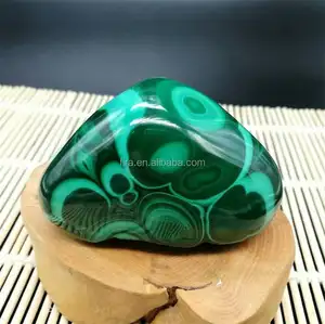 Lastre di cristallo di Malachite grezzo di pietra di cristallo di Malachite verde lucidato naturale per la decorazione