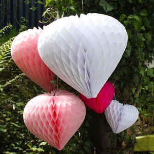 Bolas colgantes <span class=keywords><strong>de</strong></span> papel en forma <span class=keywords><strong>de</strong></span> corazón para decoración <span class=keywords><strong>de</strong></span> fiesta <span class=keywords><strong>de</strong></span> boda - Product Image 4