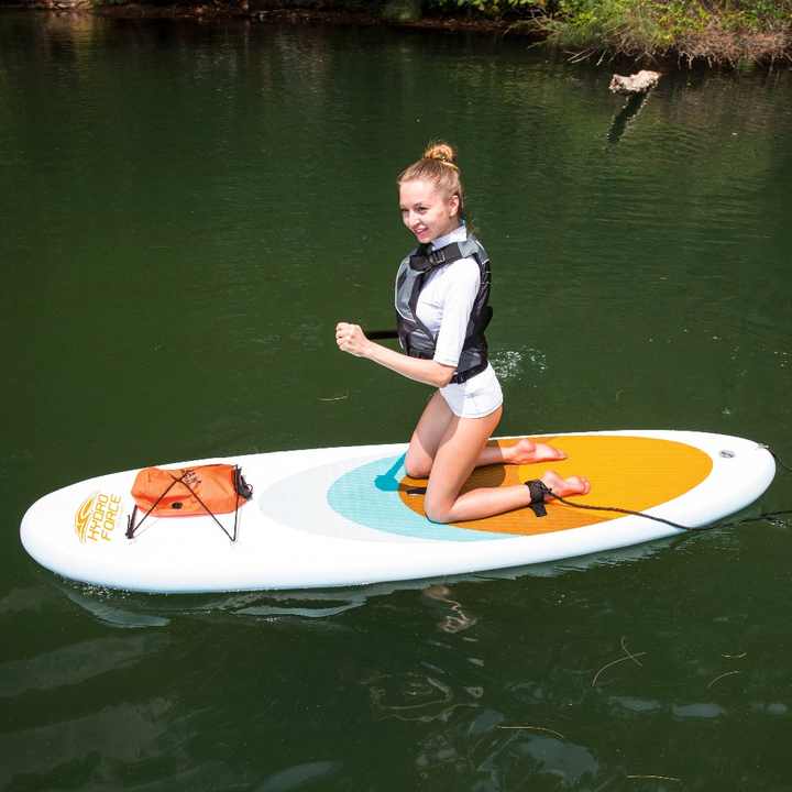 Сапы для плавания как плавать. Sup доска. Доска для серфинга на воде. Сплавы на надувных досках. Сапборд на озере.