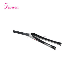Custom racing road <span class=keywords><strong>bicicleta</strong></span> piezas de la <span class=keywords><strong>bicicleta</strong></span> al por mayor blanco fibra de carbono tenedor <span class=keywords><strong>bicicleta</strong></span> T700 - Product Image 1