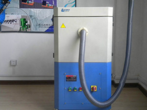 <span class=keywords><strong>Extracteur</strong></span> de fumée de soudage robotisé Fanuc avec haute pression négative et <span class=keywords><strong>extracteur</strong></span> de fumée de soudage sous vide avec tuyau haute température - Product Image 3