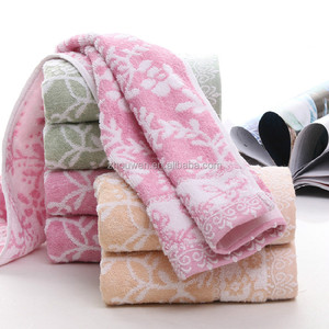 Asciugamano da Bagno in Tessuto di Bambù Design Jacquard Asciugamani Jacquard <span class=keywords><strong>con</strong></span> Motivo Floreale - Product Image 3