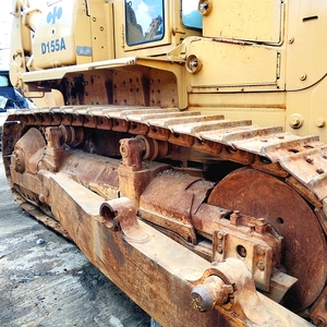 Bulldozer KOMATSU de segunda mano a la venta, excelente rendimiento con caja de cambios de componentes básicos - Product Image 5