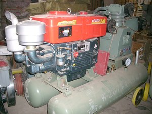 Compresor de aire diésel, 22.5m3, 14bar/180 <span class=keywords><strong>hp</strong></span>, cfm, entrega rápida - Product Image 3