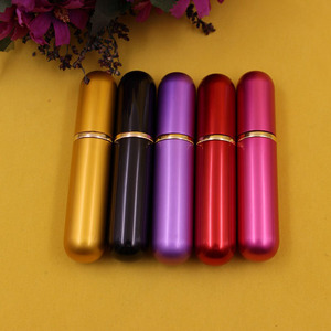 <span class=keywords><strong>Inhalateur</strong></span> en aluminium noir mat 5ML Bouteille d'aromathérapie <span class=keywords><strong>Inhalateur</strong></span> nasal en aluminium - Product Image 4