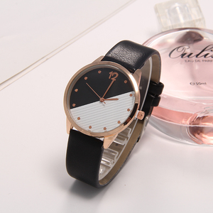 Montres-bracelets pour femmes en cuir tendance WJ-7916, bon marché, jolies montres pour jeunes filles, montres pour femmes avec bracelets, verre en alliage chinois, 32g - Product Image 5