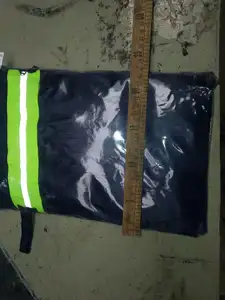 Jas Hujan Pria, Jas Hujan Panjang Tahan Air Kualitas Tinggi Kuat Mendaki Berkendara Bekerja Bahan PVC dengan Selotip Reflektif Hi Viz