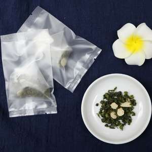 Prix d'usine en vrac de thé de ginseng rouge avec <span class=keywords><strong>Moringa</strong></span> thé de santé de spécialité traitement brut emballé dans une boîte ou un sac - Product Image 1