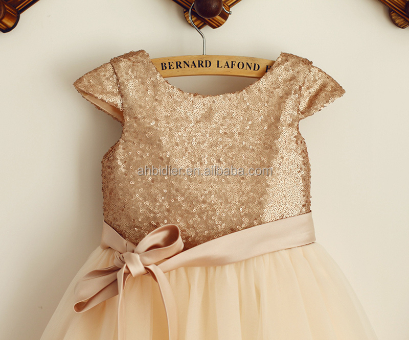 sachin and babi light blue dress How to accessorise a champagne wedding dress