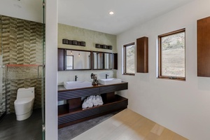 VERMONHOUZZ Proyecto de Villa de Lujo con Encanto en Orinda, América, Armario de <span class=keywords><strong>Cocina</strong></span> Vanity House Muebles Diseños de <span class=keywords><strong>Cocina</strong></span> Modernos - Product Image 5