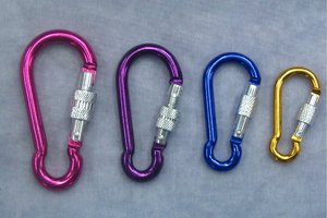 4 Piezas de Mosquetones de Aleación de Aluminio de 8cm/7cm/6cm/5cm, Anillo en D, Clip para Llavero, Gancho de Seguridad para Camping, Kit de Viaje al Aire Libre <span class=keywords><strong>GYH</strong></span> - Product Image 4