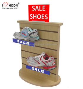 les besoins des Clients au détail Commercial autoportante Slatwall Sports Shoes <span class=keywords><strong>Store</strong></span> acrylique en bois présentoir - Product Image 1