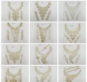 ネックレスや襟の装飾用のアップリケホットフィックスラインストーンモチーフのゴールドカラーアイアン