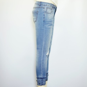 2018 Korean style of Fall/Winter broken curled and beaded jeans - Product Image 4