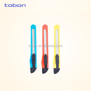 Cuchillo cortador de cuchillas a presión de 9mm, de plástico retráctil, fácil de cortar, venta al por mayor - Product Image 2