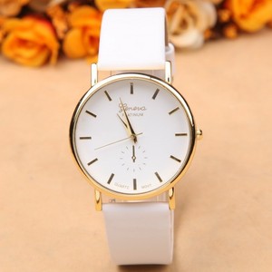 Nuovo Arrivo Orologio al Quarzo da <span class=keywords><strong>Donna</strong></span> Geneva Moda Orologio in Pelle Elegante Orologio da Polso di Lusso per Signore <span class=keywords><strong>Orologi</strong></span> Femminili - Product Image 3