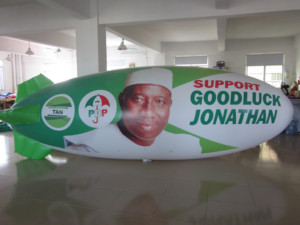 Máy Bay Điều Khiển Từ Xa Shuttlecock, Mô Hình Máy Bay Bơm Hơi Điều Khiển Từ Xa Trên Bầu Trời - Product Image 6