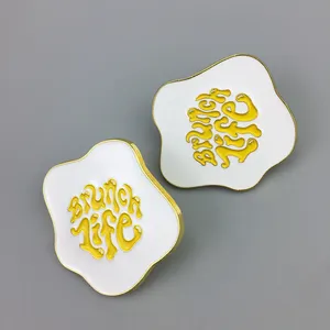 Hoge Kwaliteit Custom Made Metal Gestanst Emaille Pins Badges