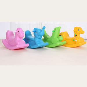 Brinquedo de cavalo de balanço, atacado de fábrica, plástico para crianças, interior - Product Image 4