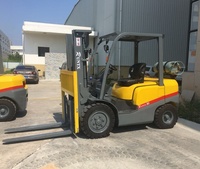 Chariot élévateur GPL avec pince rotative à 360 degrés / fourches rotatives à vendre