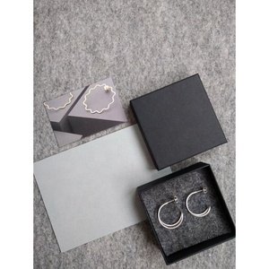 Barato elegante venta al por menor de relieve logotipo personalizado impreso 2 piezas rígido de caja de embalaje de cartón <span class=keywords><strong>duro</strong></span> de la caja de regalo de papel de regalo caja - Product Image 3