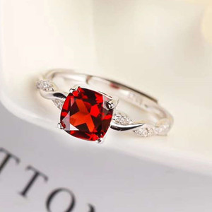 <span class=keywords><strong>Anello</strong></span> Regolabile con Gemma Singola, Gioiello in Argento Sterling 925 Placcato Oro 18k, <span class=keywords><strong>Anello</strong></span> con <span class=keywords><strong>Granato</strong></span> <span class=keywords><strong>Rosso</strong></span> Naturale da 7mm - Product Image 1