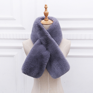 Écharpe épaissie Automne et hiver Écharpe <span class=keywords><strong>en</strong></span> <span class=keywords><strong>fourrure</strong></span> chaude Écharpe à imprimé léopard <span class=keywords><strong>en</strong></span> <span class=keywords><strong>fourrure</strong></span> de lapin pour femme - Product Image 2