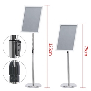 Verstellbarer Displayst änder mit Menu Board und Schnapp rahmen ab Werk - Product Image 2