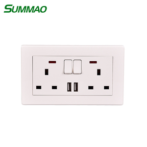 2gang Interrupteurs 3 Broches 13A Électrique Prise Murale Double Prise UK Avec 2 Ports <span class=keywords><strong>USB</strong></span> - Product Image 1