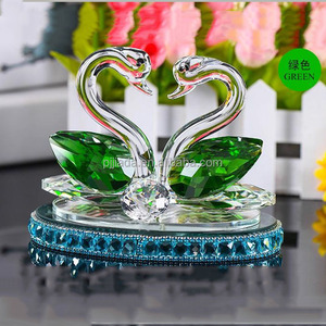 Bomboniere a buon mercato regalo figurine di cigni in vetro trasparente <span class=keywords><strong>cigno</strong></span> di cristallo per regalo da donna - Product Image 1