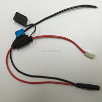 Kabel Harness RoHS SAE 1015 2Pin Merah&Hitam 16AWG 600V 105C Perakitan Kabel Daya Sekring 5A Panjang 550mm Aplikasi Elektronik