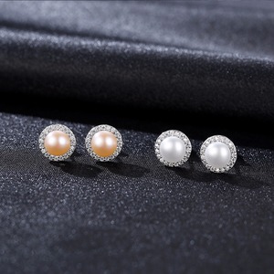 <span class=keywords><strong>Orecchini</strong></span> a Perno Circolari in <span class=keywords><strong>Argento</strong></span> Sterling <span class=keywords><strong>925</strong></span> con Perla d'Acqua Dolce e Zirconi Cubici Trasparenti, Gioielli con Perle per Donna - Product Image 5